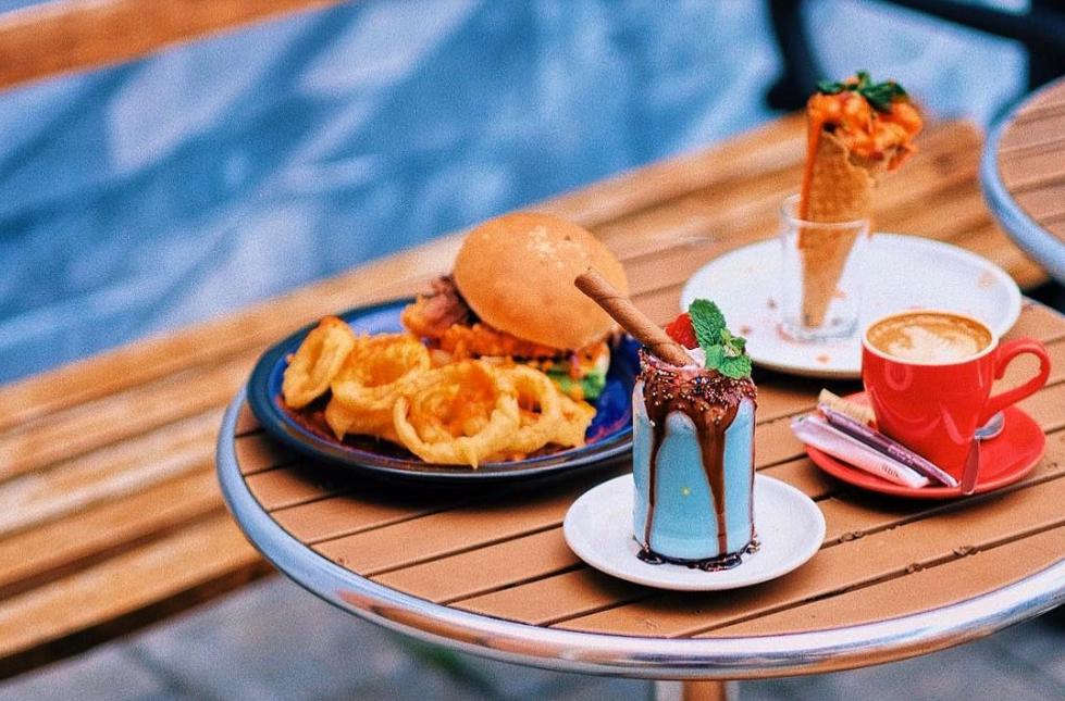 Jadi Lokasi Favorit Sesi Foto Dan Prewedding